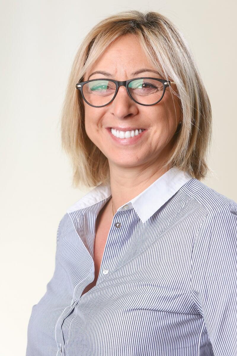 headshot portrait for Linkedin